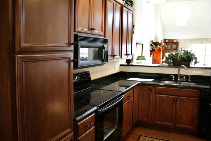 Wood Cabinet Staining in Cincinnati, OH